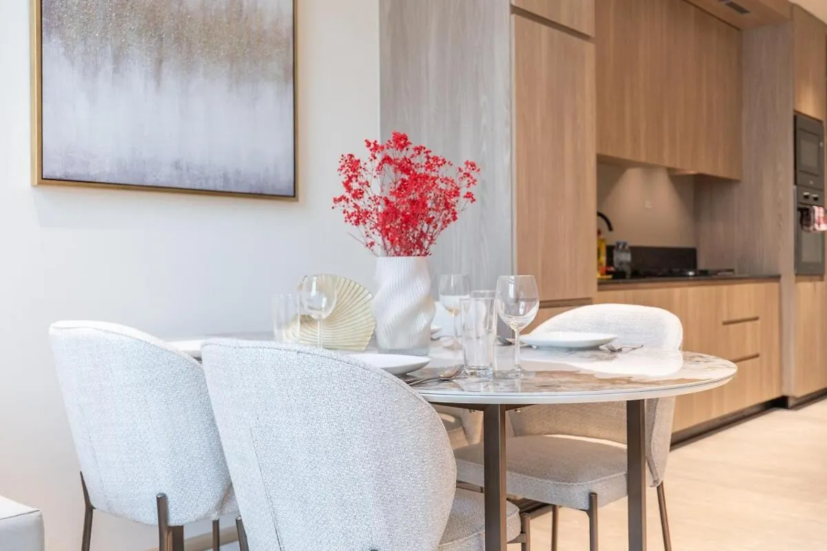 Elegant 1Bhk By Czechin Luxe Stay With Pool And Gym Dubaj 0*,  Spojené arabské emiráty