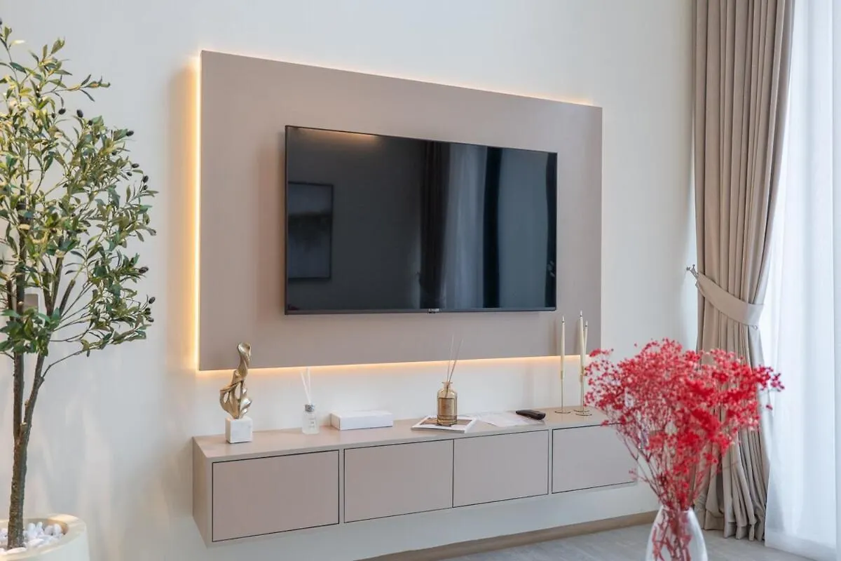 Elegant 1Bhk By Czechin Luxe Stay With Pool And Gym Dubai 0*,