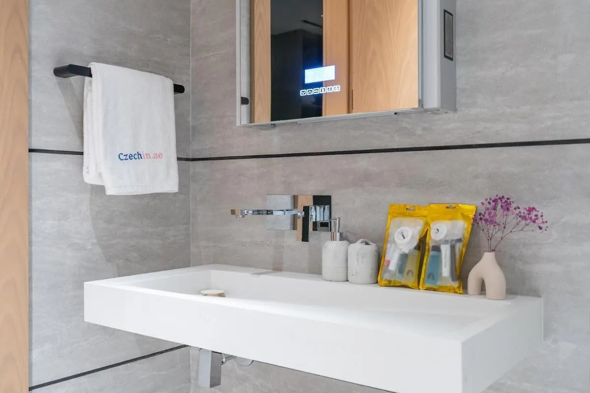 Apartment Elegant 1Bhk By Czechin Luxe Stay With Pool And Gym Dubai